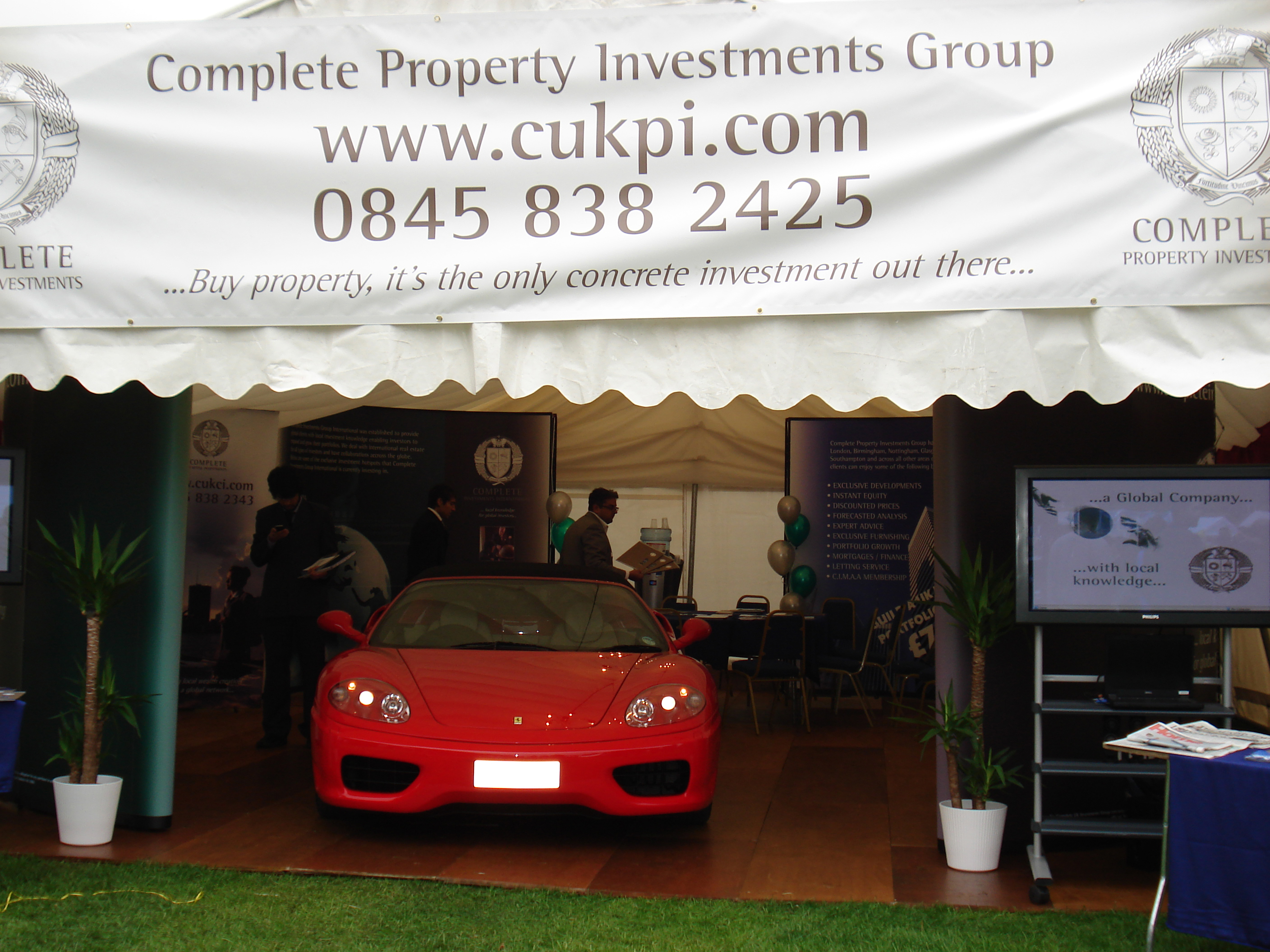 Outdoor event exhibition display
